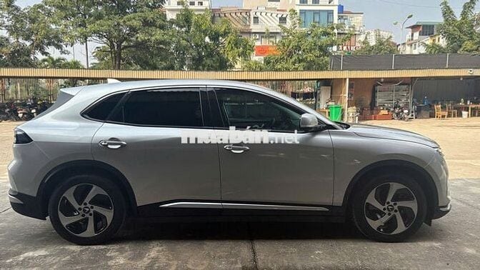 VinFast VF8 Eco 2023 Pin SDI Bạc