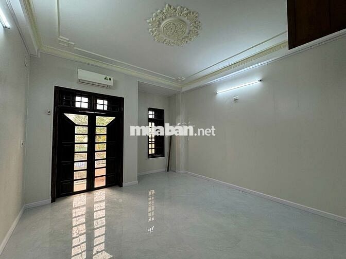 Cho thuê nhà 4 tầng, 5 phòng, vệ sinh khép kín, mới sạch sẽ