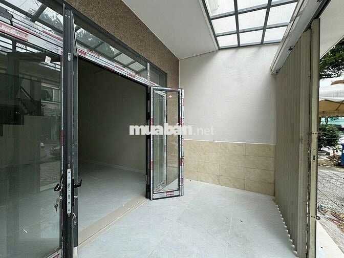 Cho thuê nhà 4 tầng, 5 phòng, vệ sinh khép kín, mới sạch sẽ