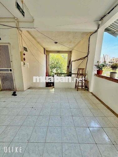 Bán nhà CC Đền Lừ 1 DT:49/70 m, gồm PK,Bếp,2N,FULL nội thất