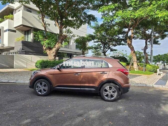 Hyundai Creta 2015 1.6 AT Petrol - 135000 km