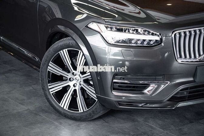 ♻️ VOLVO XC90 T8 Recharge ♻️

✔️ Sản xuất 2021 ,