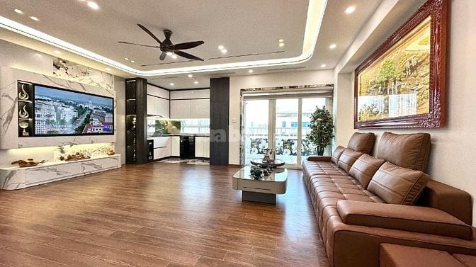 Bán căn hộ Siêu Phẩm Cầu Giấy 145m2 - 4 Phòng ngủ - Nội thất Xu Hướng 