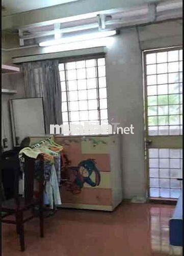 chung cư 30 Tản Đà, kế bên BV Đại học y dược, 71m2, 2pn, 2wc, 2.75tỷ