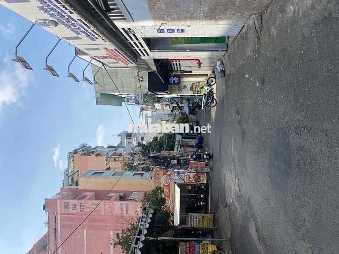 chung cư 30 Tản Đà, kế bên BV Đại học y dược, 71m2, 2pn, 2wc, 2.75tỷ