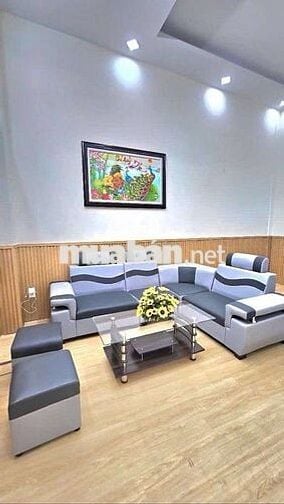 BÁN NHÀ ĐẸP  HẺM XE HƠI KẾ MT , NGAY LÊ VĂN QUỚI , GIÁ TỐT