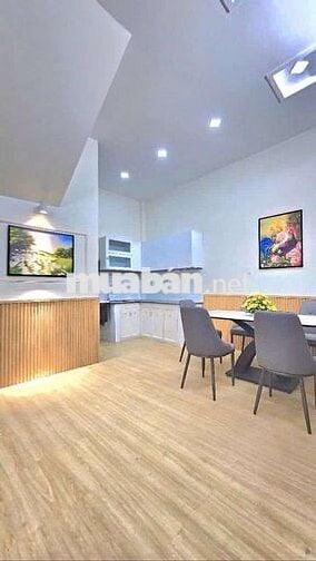 BÁN NHÀ ĐẸP  HẺM XE HƠI KẾ MT , NGAY LÊ VĂN QUỚI , GIÁ TỐT