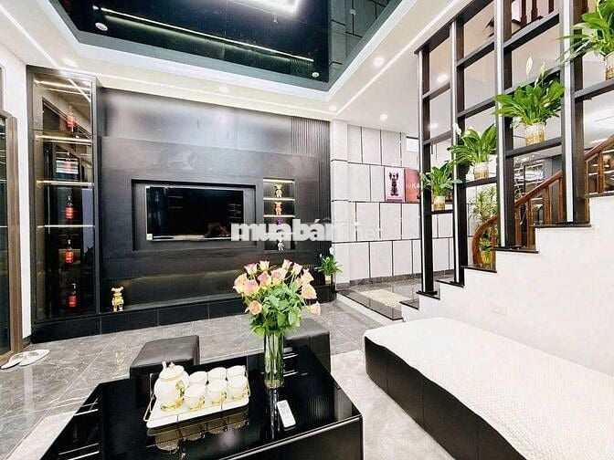 Tạ Quang Bửu 42M2 5 Tầng OTO 3 Ngủ Nhà Mới Chỉ 7.9 Tỷ Full Nội Thất