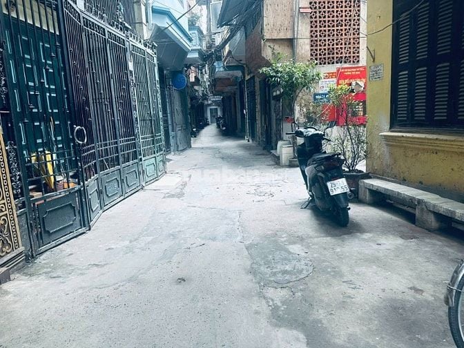 Bán nhà Khung 5.5 Tầng Khu Kim Mã 629 Gần Hồ Ngọc Khánh