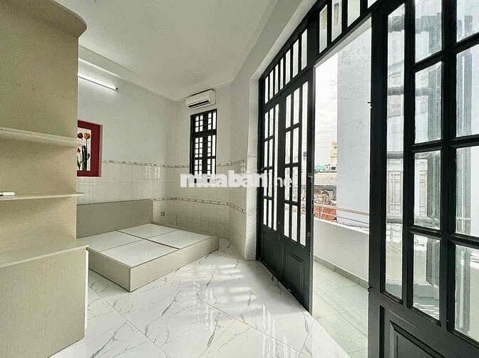 CHO THUÊ PHÒNG SIÊU RẺ BANCONG FULL NỘI THẤT SÁT CẦU NHỊ THIÊN ĐƯỜNG