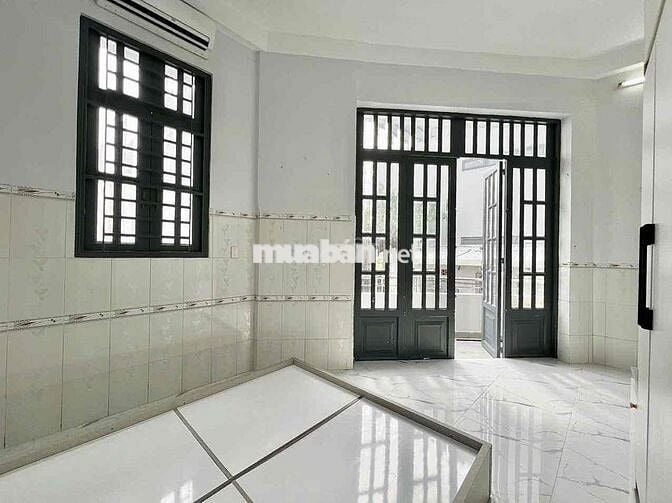 CHO THUÊ PHÒNG SIÊU RẺ BANCONG FULL NỘI THẤT SÁT CẦU NHỊ THIÊN ĐƯỜNG