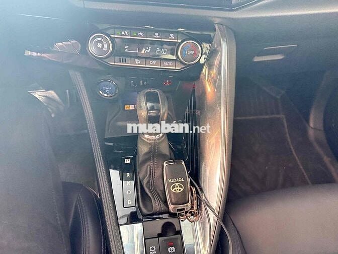 Toyota Yaris Cross 2023 1.5HEV 35300 km