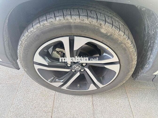 Toyota Yaris Cross 2023 1.5HEV 35300 km