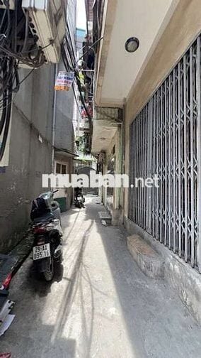 BÁN ĐẤT TẶNG NHÀ - NGÕ NÔNG GẦN PHỐ - XÂY NHÀ Ở HAY CCMN ĐỀU ĐẸP