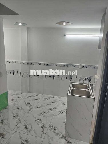 Cho thuê nhà nguyên căn 3 phòng ngủ hẻm đường Phú Thuận