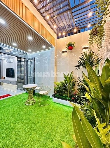 Bán nhà siêu phẩm HÀ HUY GIÁP Quận 12, 4x20m, 4 lầu, thang máy