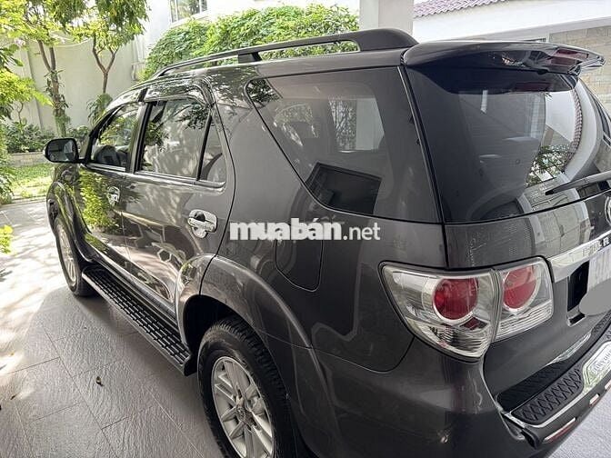 Toyota Fortuner 2014 Xăng 1 cầu Xám