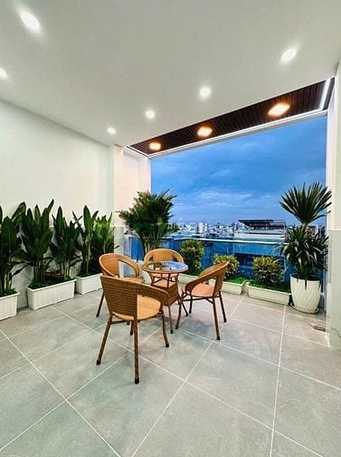 Bán nhà siêu phẩm HÀ HUY GIÁP Quận 12, 4x20m, 4 lầu, thang máy