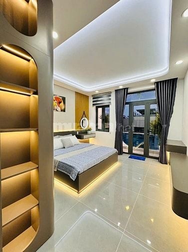 Bán nhà siêu phẩm HÀ HUY GIÁP Quận 12, 4x20m, 4 lầu, thang máy