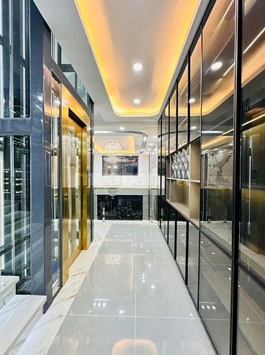 Bán nhà siêu phẩm HÀ HUY GIÁP Quận 12, 4x20m, 4 lầu, thang máy