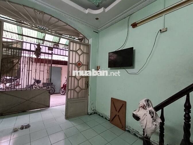 BÁN NHÀ CŨ TIỆN XÂY MỚI BÌNH ĐÔNG P11 Q8 - HẺM BA GÁC - NHỈNH 3 TỶ