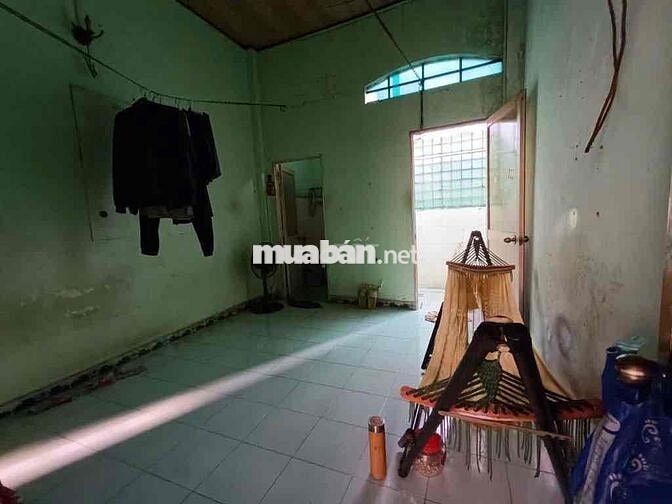 NHÀ 2 TẦNG NGANG 3.7M – CHÂN CẦU CHÀ VÀ – CÁCH MT BẾN BÌNH ĐÔNG 150M –