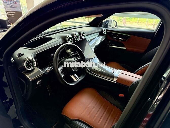 Mercedes-Benz GLC300 AMG 2023 V1 5380 km Đen