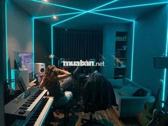 VĨNH PHÚC BA ĐÌNH PHÂN LÔ Ô TÔ TRÁNH-8T TM-KD CHDV