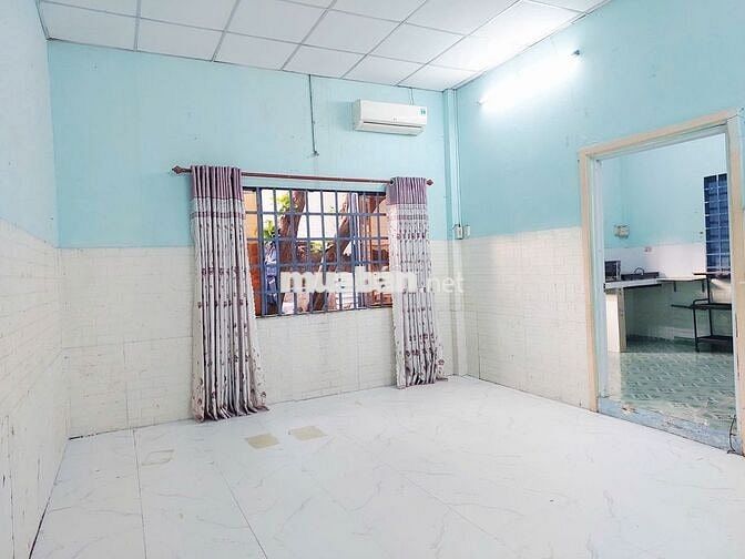 Chính chủ cho thuê phòng dạng biệt lập có sân đường Phạm Văn Thuận