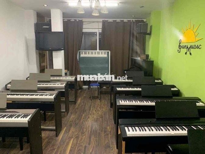 VĨNH PHÚC BA ĐÌNH PHÂN LÔ Ô TÔ TRÁNH-8T TM-KD CHDV