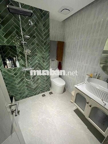 PHỐ NGỌC KHÁNH BA ĐÌNH - PHÂN LÔ - Ô TÔ - THANG MÁY - 20 RA Ô TÔ