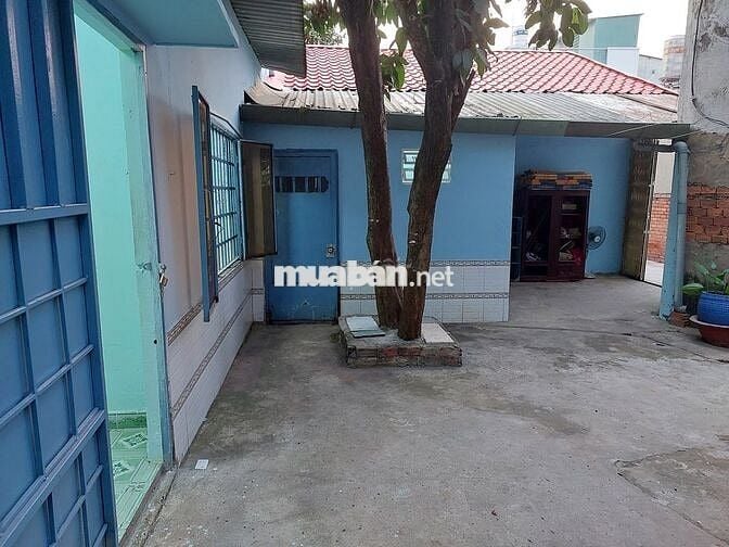 Chính chủ cho thuê phòng dạng biệt lập có sân đường Phạm Văn Thuận