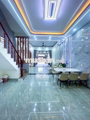 Nhà phố sân xe tăng đường xe tăng