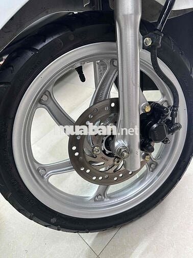 Honda Vision 2019, trắng khoá smk