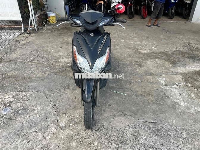 Yamaha Luvias màu Đen
