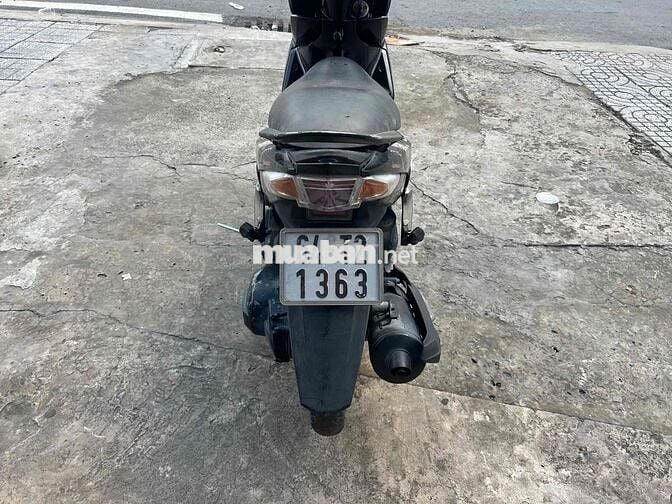 Yamaha Luvias màu Đen