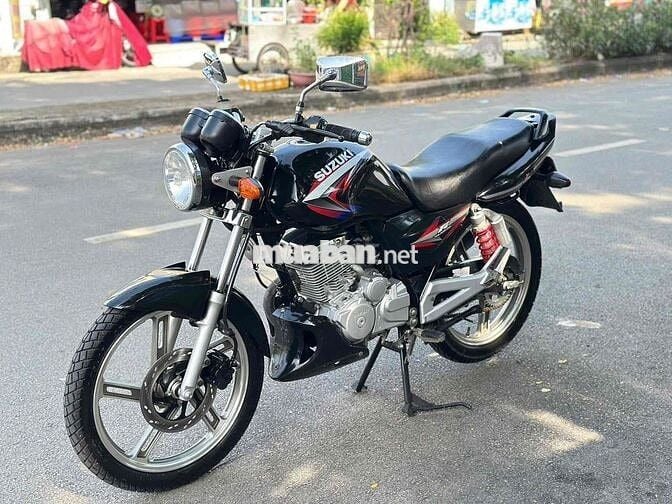 Suzuki EN 150 Đen Côn tay