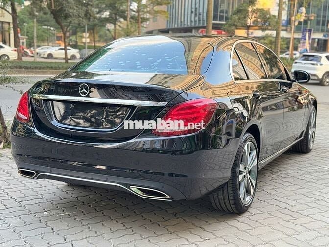 Mercedes-Benz C250 Exclusive 2018 Đen