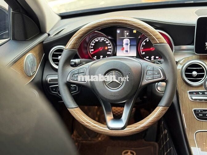Mercedes-Benz C250 Exclusive 2018 Đen