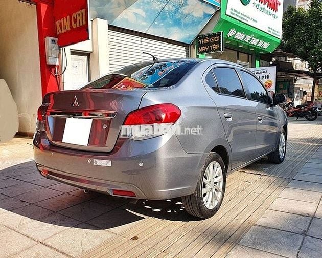 Mitsubishi Attrage 2019 số tự động màu xám