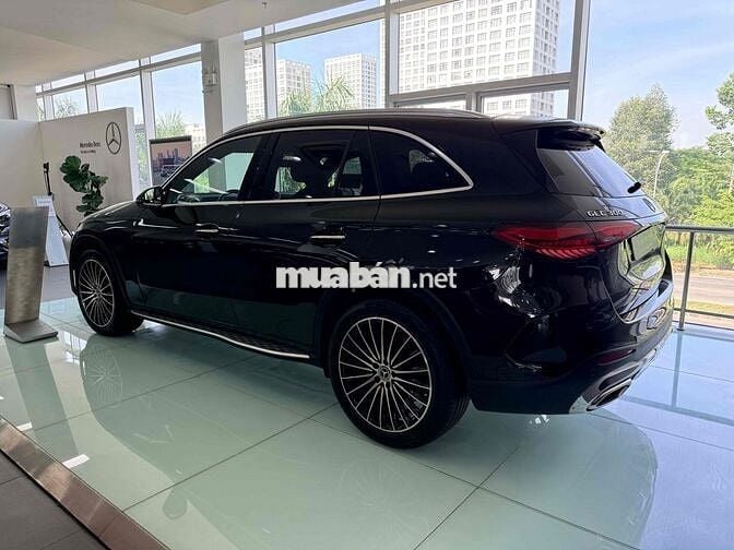 Mercedes-Benz GLC300 AMG 2023 V1 5380 km Đen
