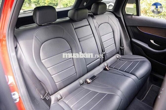 Mercedes-Benz GLC200 4Matic 2022 Đỏ