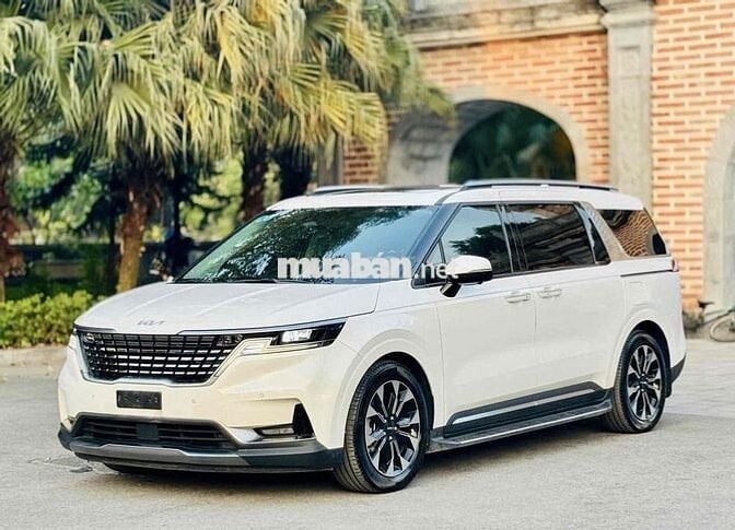 Kia Carnival 2022 2.2D Signature 50000 km