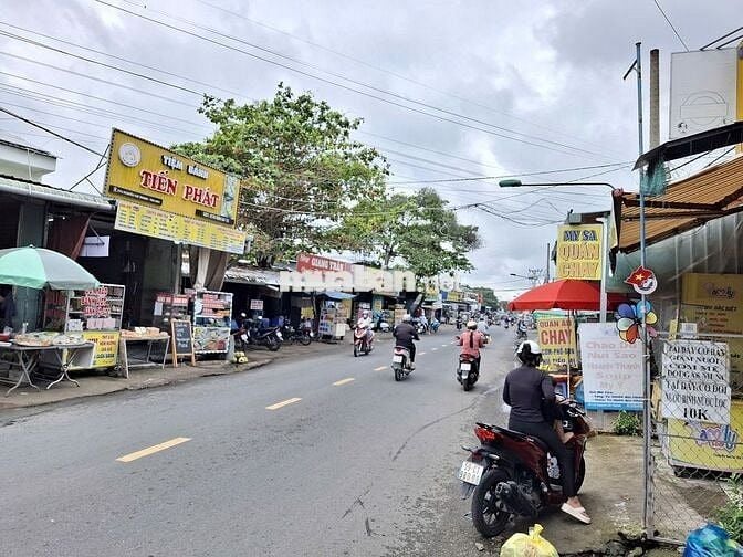 Cần bán gấp lô đất nền hẻm xe hơi