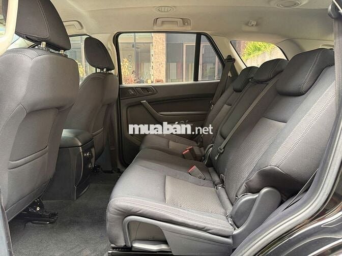 Ford Everest 12/2019 Ambiente AT đúng 1 chủ