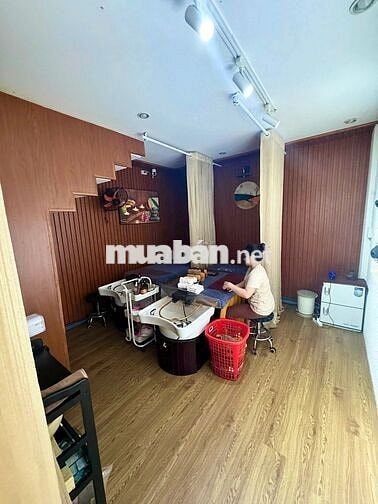 NGUYÊN CĂN MẶT TIỀN  QUẬN 7 ( 4 PHÒNG - 5WC )