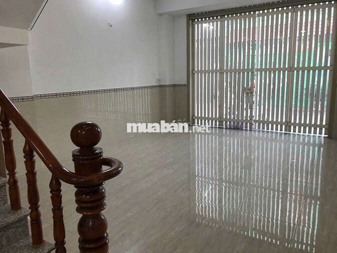 Cần bán , nhà 3 tầng Lâm Thị Hố q12, hẻm xe tải, ngang 5m