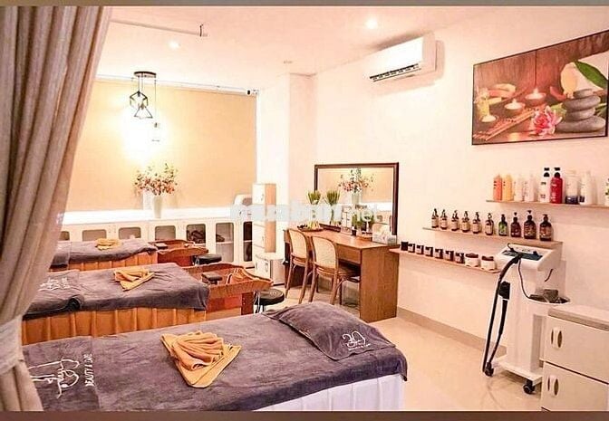 NGUYÊN CĂN MẶT TIỀN  QUẬN 7 ( 4 PHÒNG - 5WC )