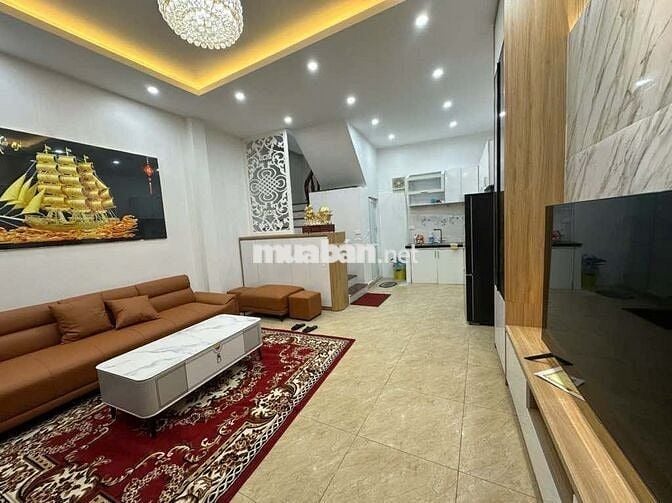 BÁN NHÀ DÂN XÂY Ở VIỆT HƯNG  , GIÁ HỢP LÝ , CÁCH MẶT PHỐ VIỆT HƯNG 20M