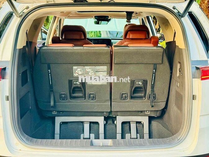 Kia Carnival 2022 2.2D Signature 50000 km